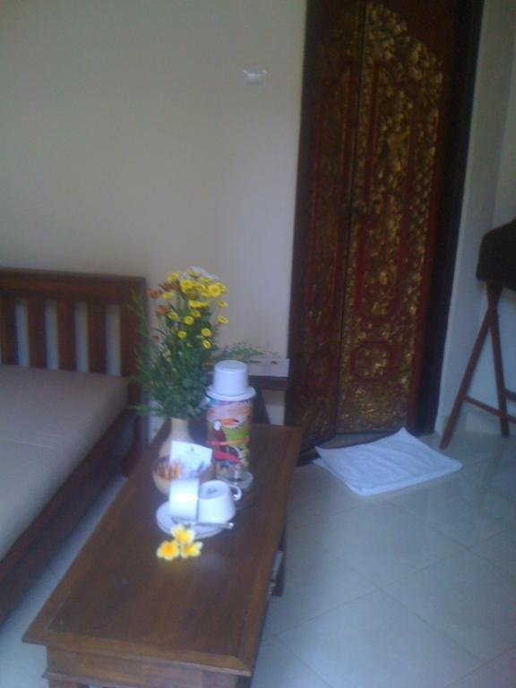 Corner Guest House Ubud Esterno foto